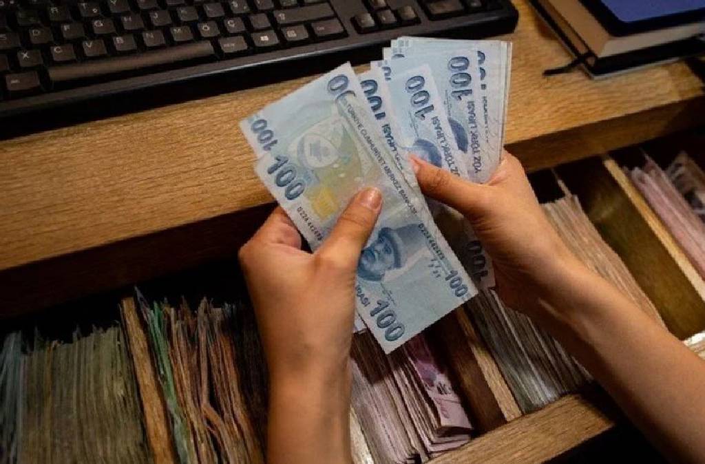 Şimşek imzaladı... İşte kesin zam, kıdem tazminatı tavanı ve bedelli askerlik ücreti!