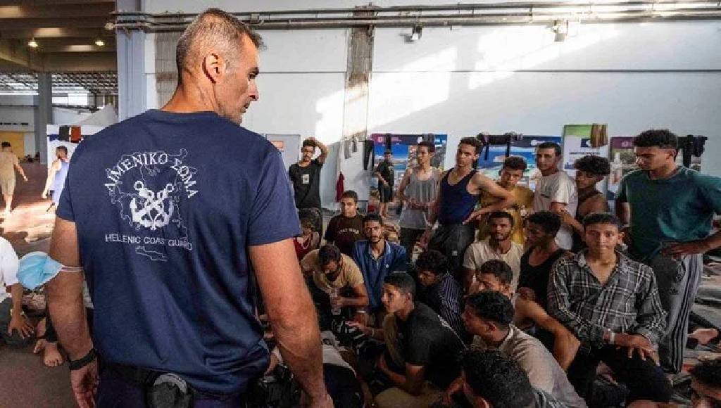 Miçotakis’ten sert mesaj: “Yunanistan Avrupa’nın göç koridoru değil!”