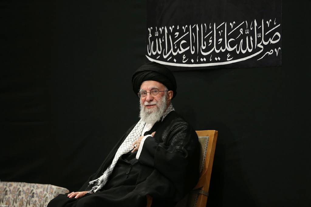 Hamaney'den ABD'ye uyarı: Saldırılar her an tekrarlanabilir