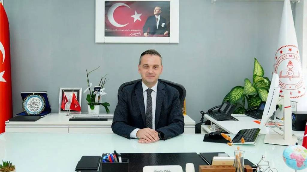 MEB Bilgi İşlem Genel Müdürü Özgür Türk görevden alındı