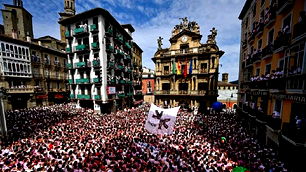 İspanya’da Filistin’e destek: San Fermin’de ‘Yaşasın özgür Filistin’ sloganları!