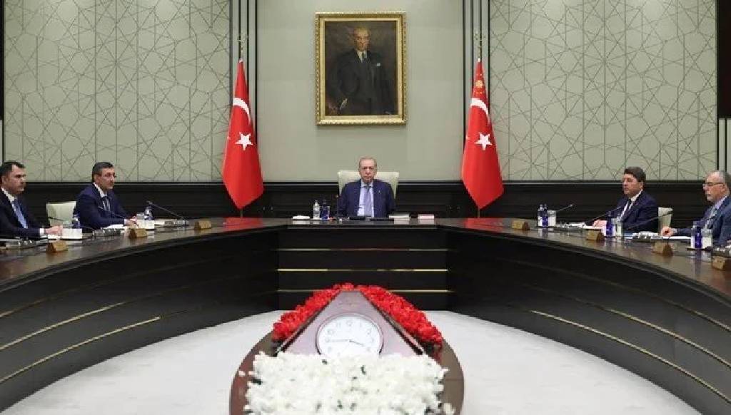 Kabine Beştepe’de toplanıyor: 'Terörsüz Türkiye' ve Suriye gündemde