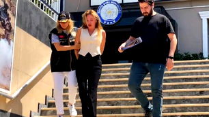 Arnavutköy’de dolandırıcılık operasyonu: Oyuncu Meral Kaplan gözaltına alındı
