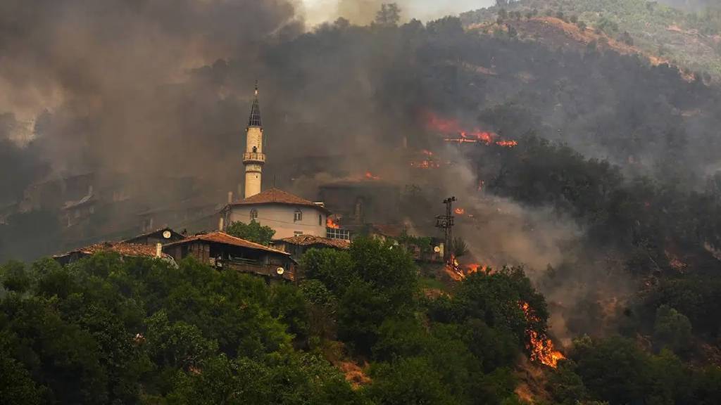 Ödemiş'ten acı haber: Yangında yaralanan orman işçisi Ragıp Şahin hayatını kaybetti