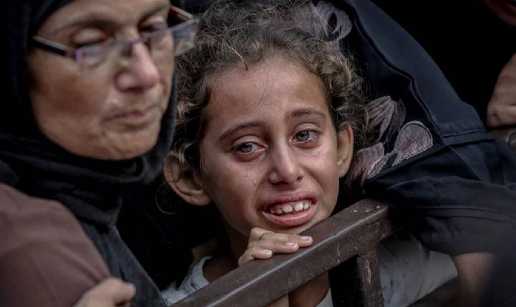 Gazze'de açlık savaşı! İsrail askeri, yemekleri toprağa gömmüş…