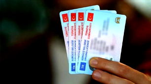 Eski tip sürücü belgelerini değiştirmek için son 3 gün