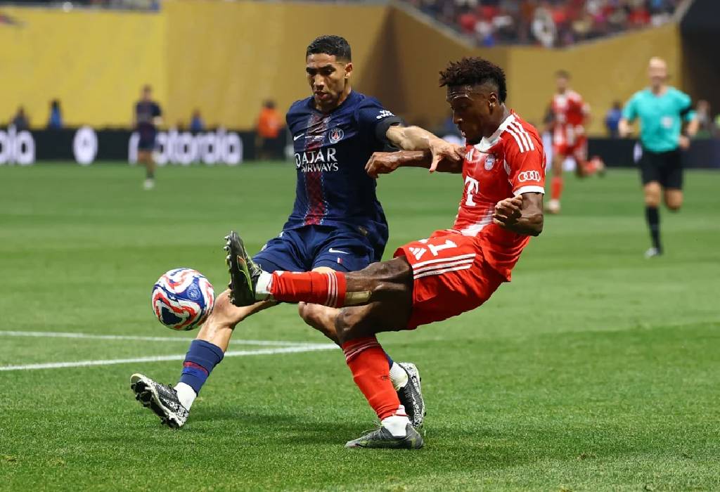 PSG, 9 kişi kaldığı maçta Bayern Münih'i 2-0 mağlup etmeyi başardı