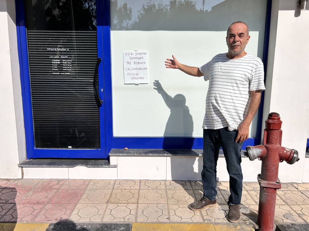 Sıcağa dayanamadı, iş yerini kapatıp gitti 