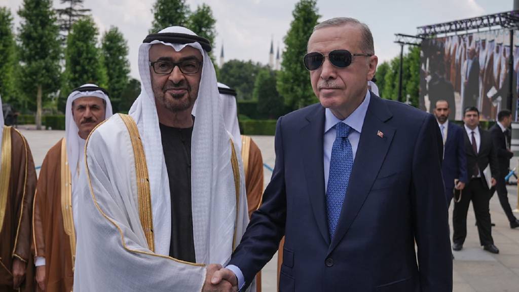 Cumhurbaşkanı Erdoğan, BAE lideri El Nahyan ile bir araya geldi