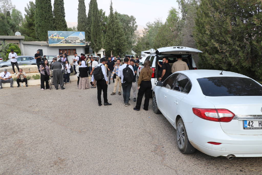 PKK, bugün silah bırakmaya başlıyor... Gözler silahların teslim edileceği Süleymaniye'de…