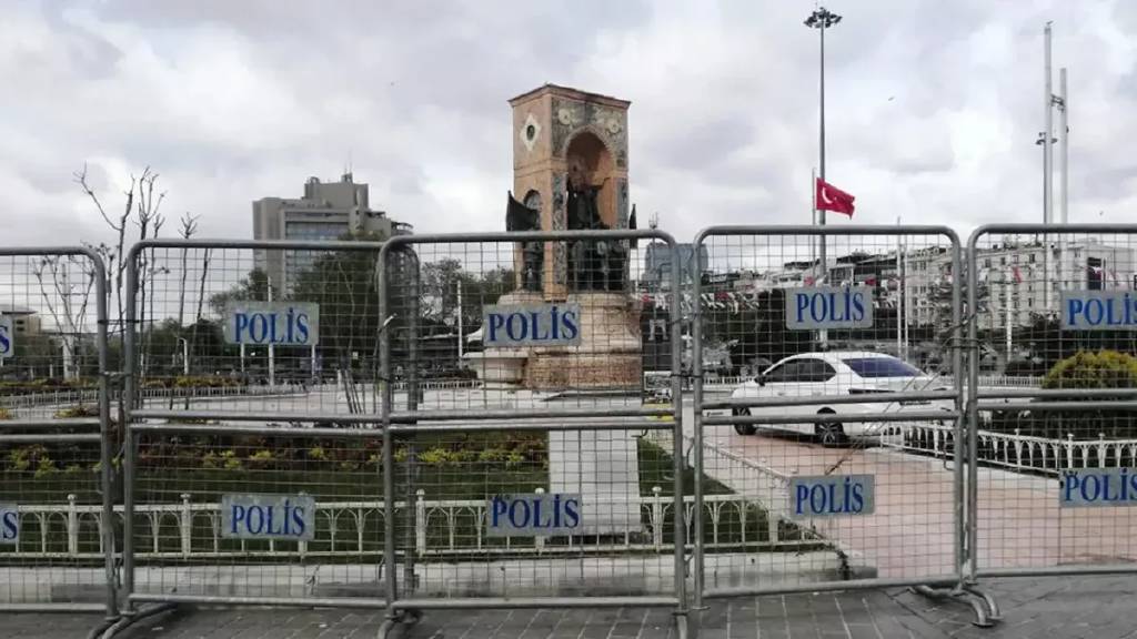 Beyoğlu’nda 1 günlük yasak: Toplantı ve gösteriler durduruldu