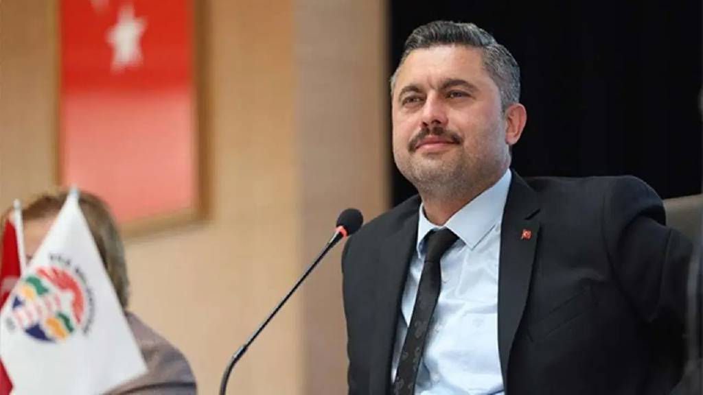 Özgür Kabadayı görevden uzaklaştırıldı