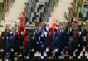 user header