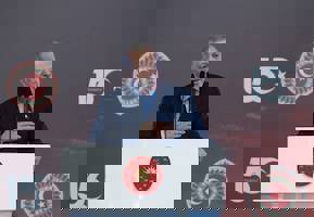 user header
