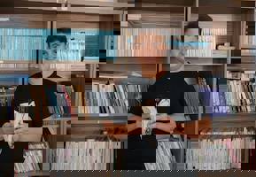 user header