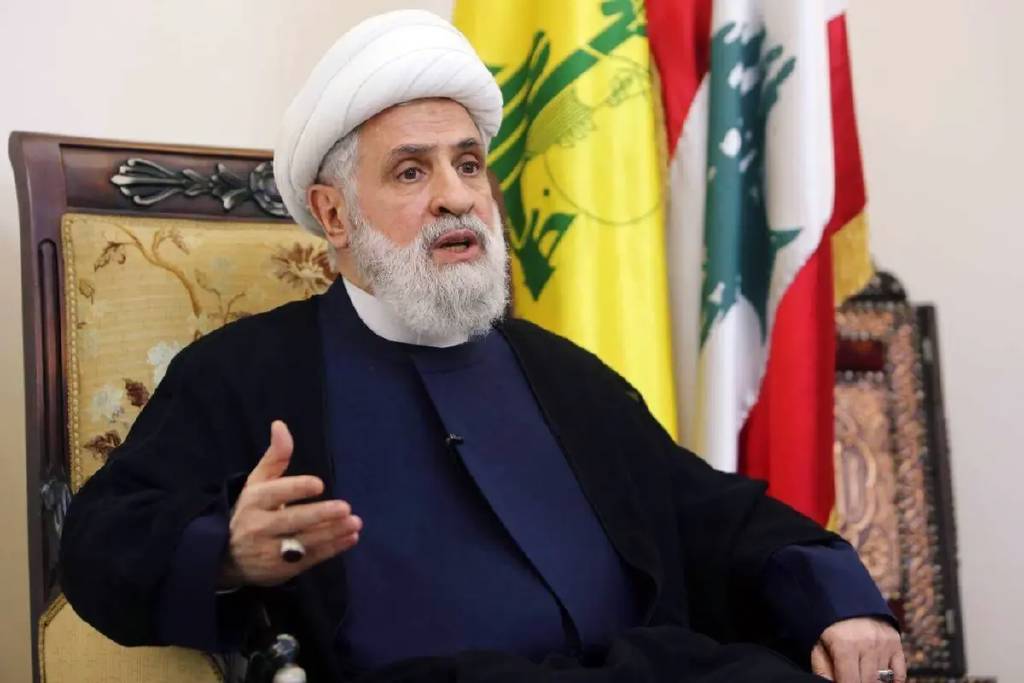 Hizbullah Lideri Kasım: Silahlarımızdan vazgeçmeyeceğiz