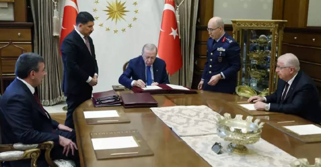 YAŞ kararları açıklandı… Genelkurmay Başkanlığına Selçuk Bayraktaroğlu getirildi