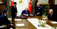 YAŞ kararları açıklandı… Genelkurmay Başkanlığına Selçuk Bayraktaroğlu getirildi