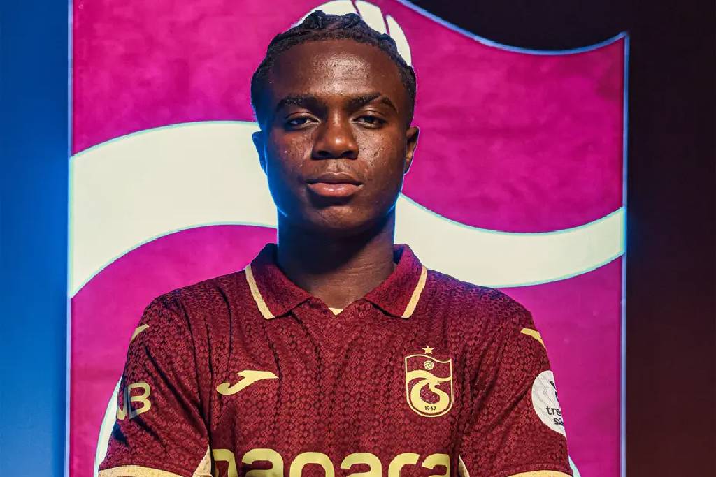 Trabzonspor transferini KAP'a bildirdi