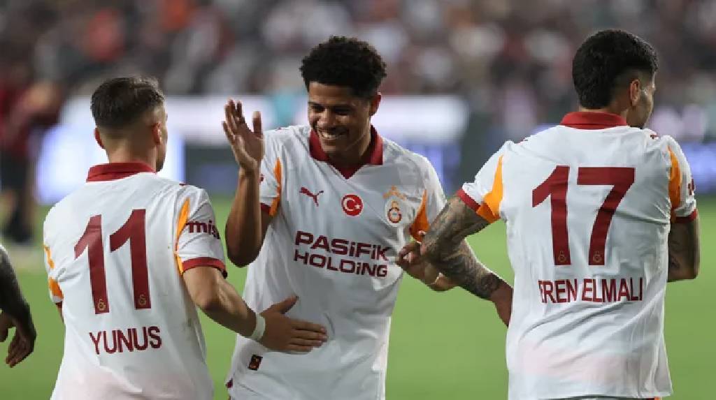 Son şampiyon Galatasaray, Gaziantep FK'yı 3-0 mağlup etti