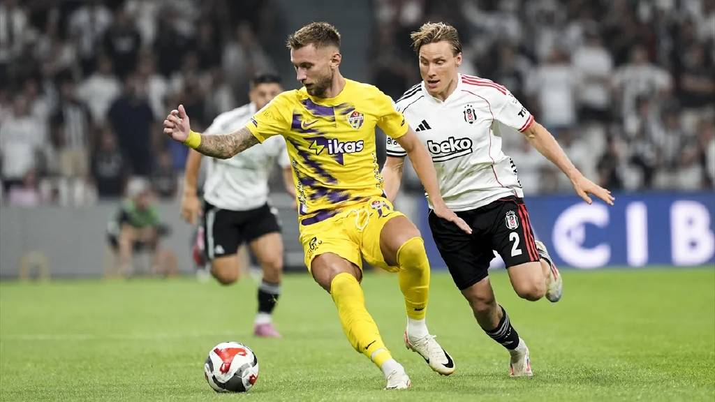 Beşiktaş, sahasında Eyüpspor'u son dakika golüyle 2-1 yendi