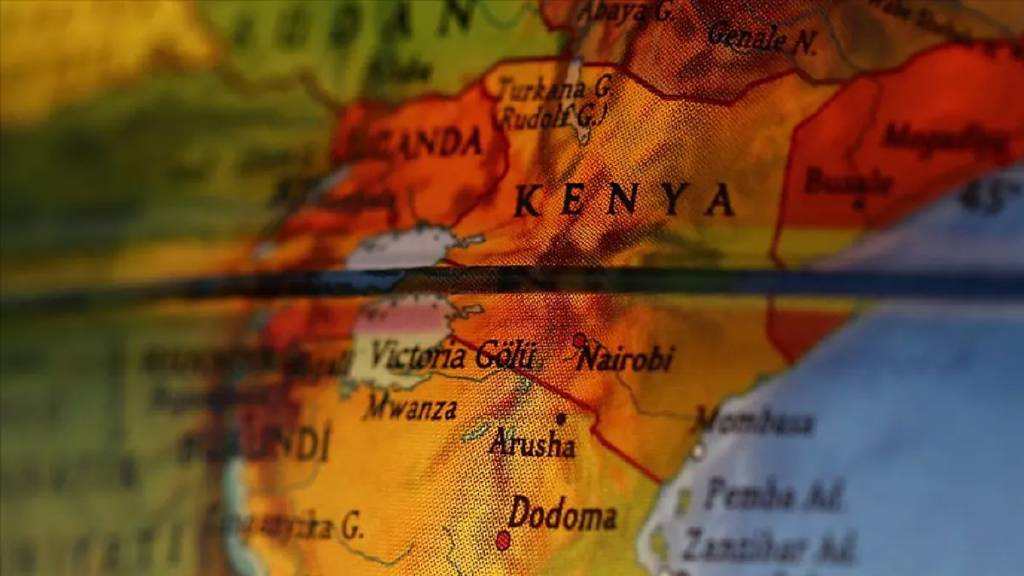  Nairobi yakınlarında, sağlık personellerini taşıyan özel bir uçak düştü