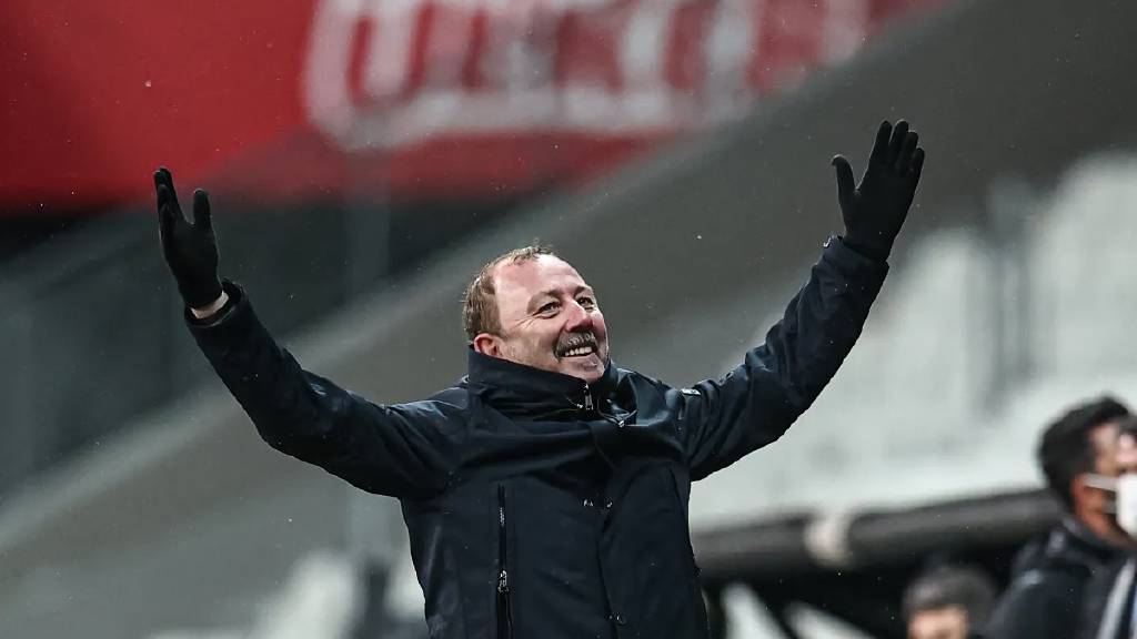 Beşiktaş'ta ikinci Sergen Yalçın dönem resmen başladı