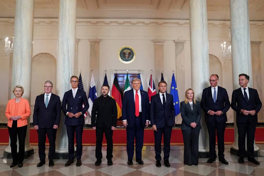 Beyaz Saray'da liderlerle aile fotoğrafı
