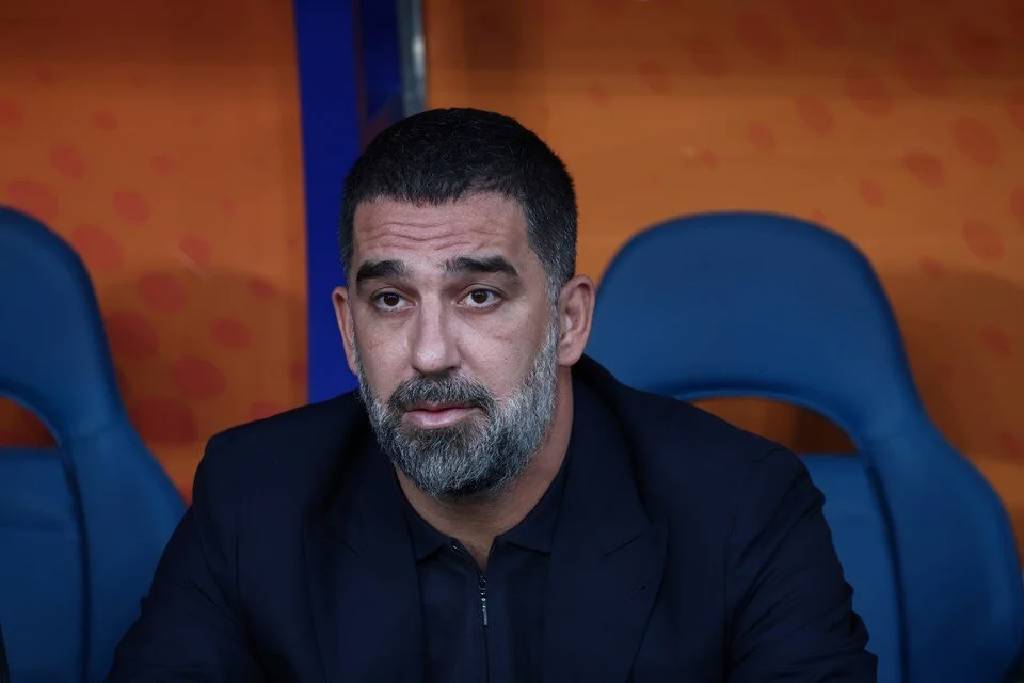 Arda Turan kırmızı kart gördü, Samsunspor'un UEFA Avrupa Ligi'nde rakibi Yunan ekibi oldu