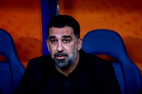 Arda Turan kırmızı kart gördü, Samsunspor'un UEFA Avrupa Ligi'nde rakibi Yunan ekibi oldu