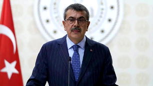 Yusuf Tekin açıkladı: Yeni okul kıyafetleri nasıl olacak