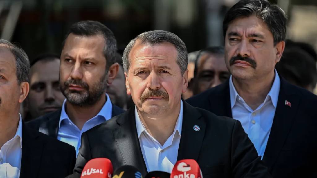 Memur sendikaları yarın hükumetten zam bekliyor