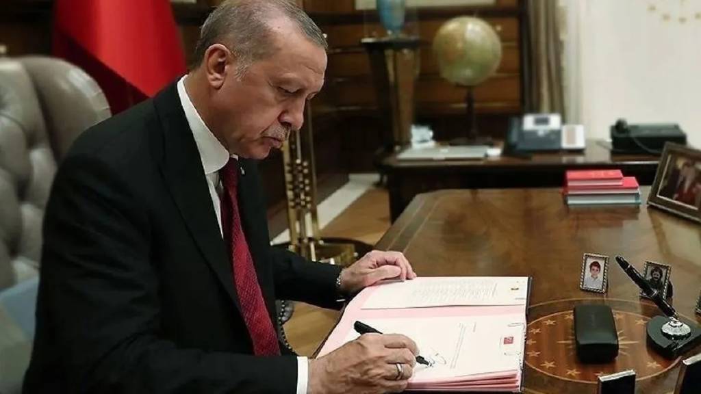 Cumhurbaşkanı 12 hükümlüyü affetti