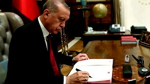 Cumhurbaşkanı 12 hükümlüyü affetti