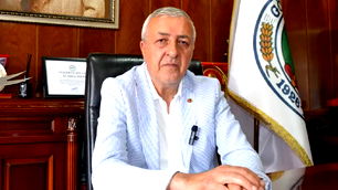 CHP'ye 20 yıl sonra seçim kazandıran başkan istifa etti