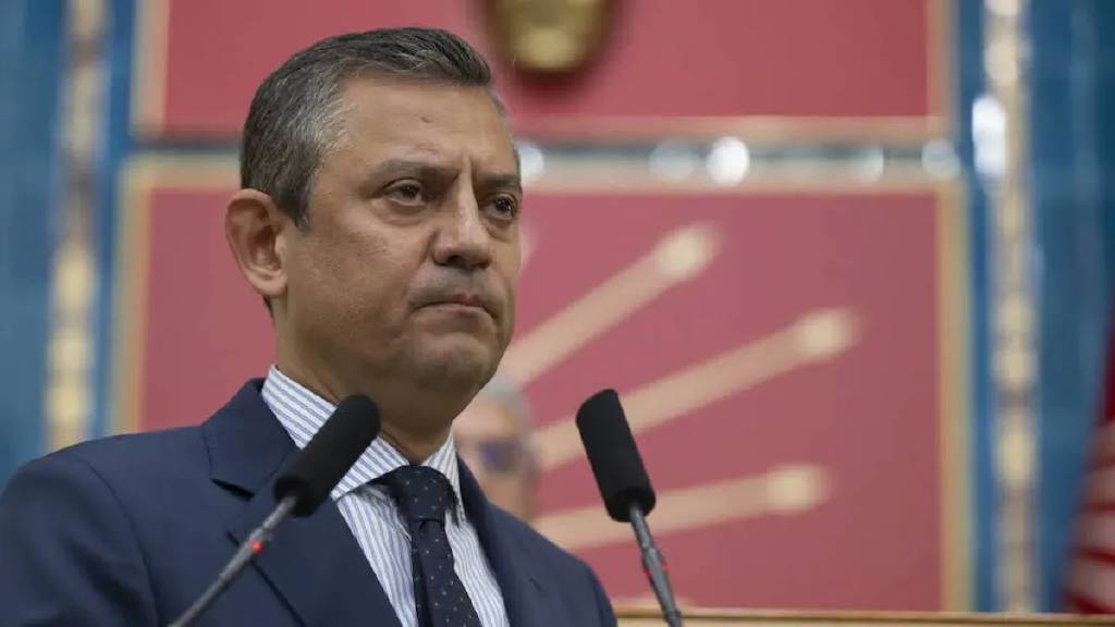 Özgür Özel, Ekrem İmamoğlu'nun "Terörsüz Türkiye" ifadelerini değerlendirdi