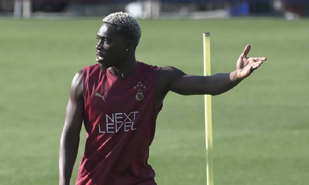 Transfer resmileşti: Derrick Köhn 4 milyon euro'ya transfer oldu