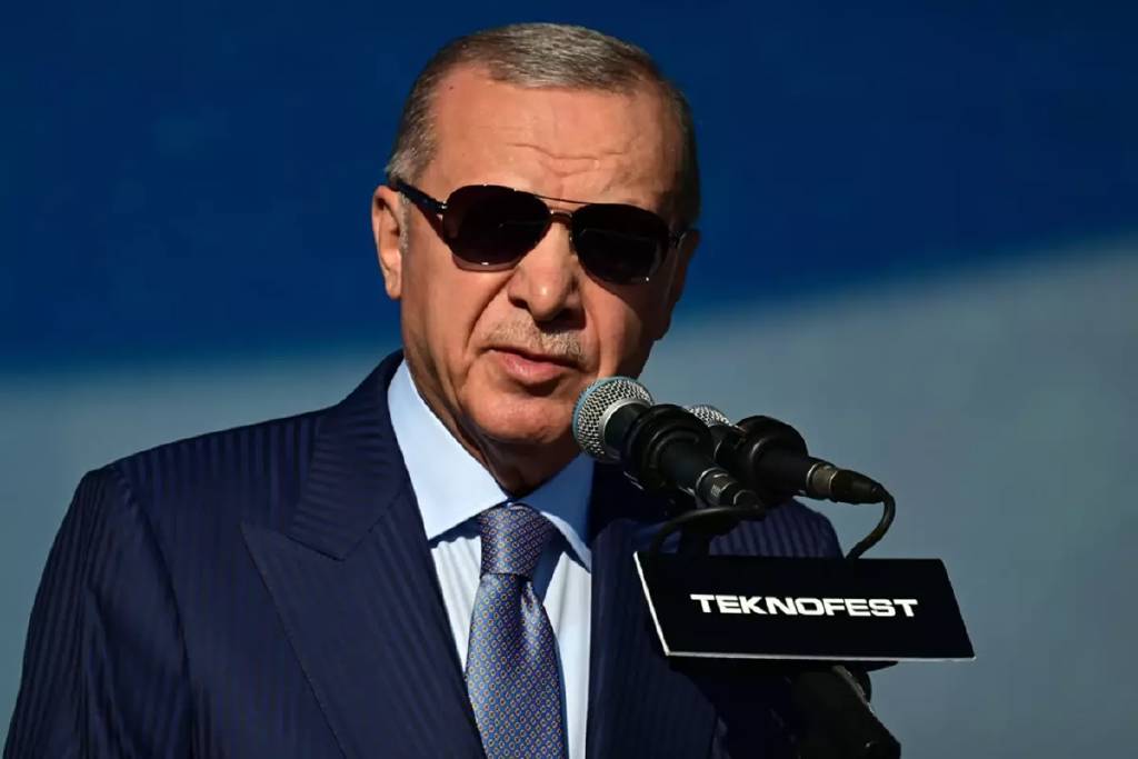 Cumhurbaşkanı Erdoğan: "TCG Anadolu'nun daha büyüğünü yapacağız"