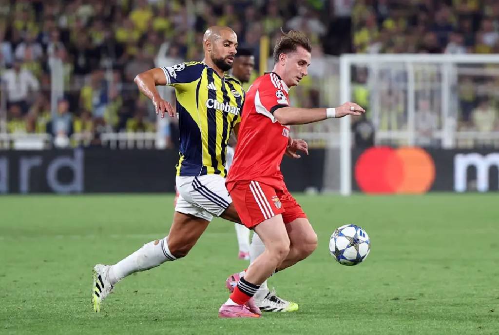 Fenerbahçe, Şampiyonlar Ligi'nde tur umutlarını Portekiz'e bıraktı