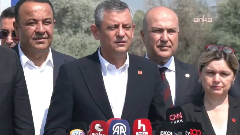 Özgür Özel'den TUSAŞ'a ziyaret