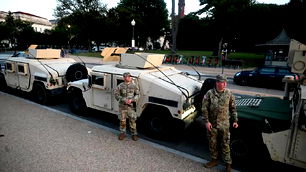 Washington'a gönderilen 800 Ulusal Muhafızın görevlerine başladığı öğrenildi
