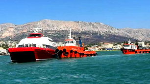 İzmir Çeşme'de gemi kazası meydana geldi