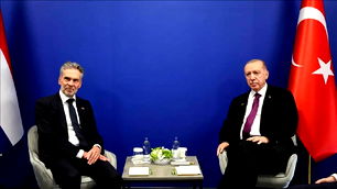 Cumhurbaşkanı Erdoğan, Hollanda Başbakanı Dick Schoof ile bir telefon görüşmesi gerçekleştirdi