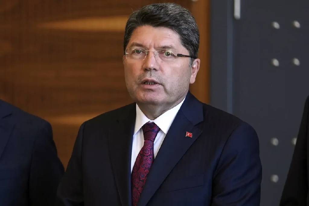 Sahte diploma skandalında çok sayıda kişiye kamu davası