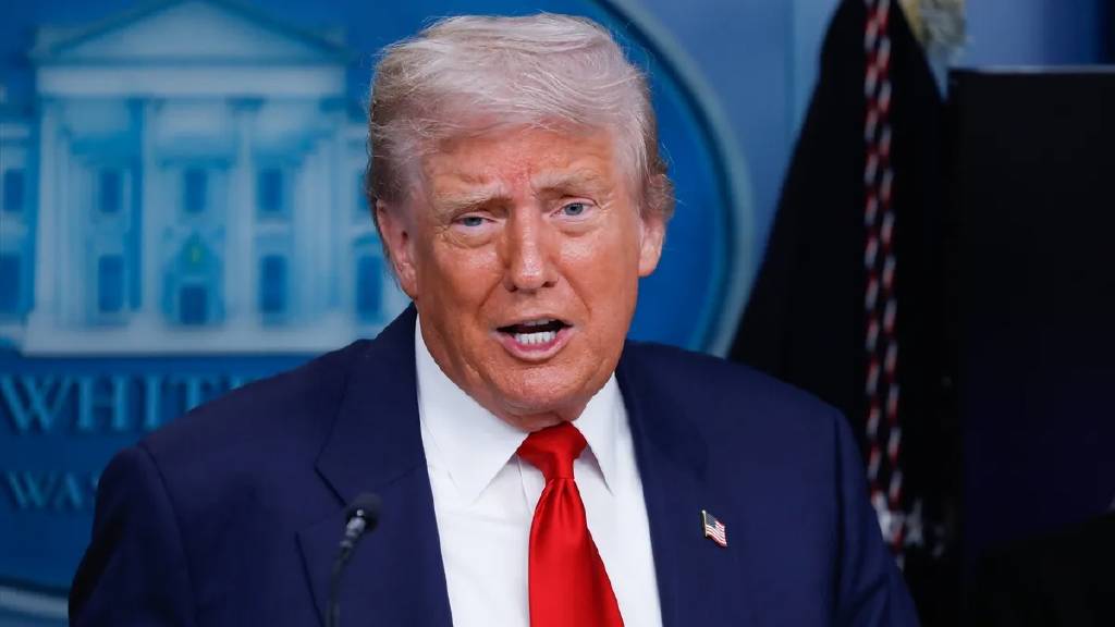 Trump'tan Putin'e görüşme öncesi ateşkes mesajı