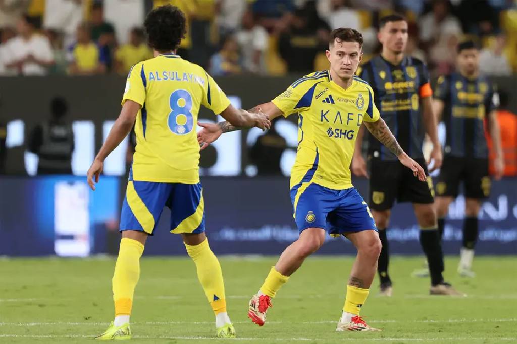 Süper Lig'le anılan Otavio’nun takımdan ayrılabileceği iddia edildi