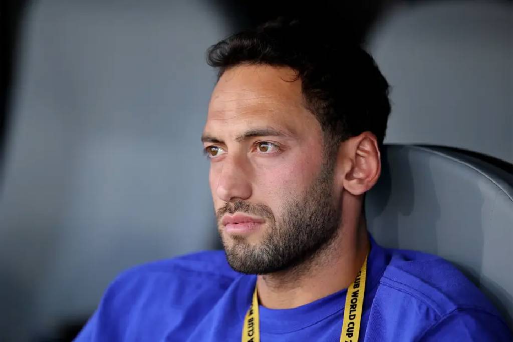 Fenerbahçe'de yeniden Hakan Çalhanoğlu sesleri