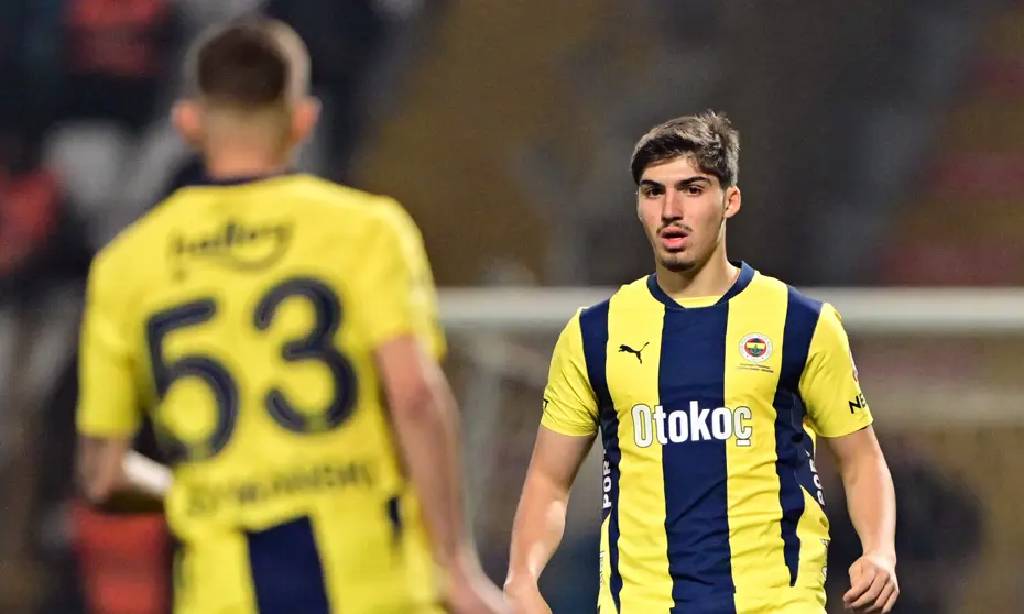 Fenerbahçe yapılan teklifi "yetersiz" diyerek reddetti