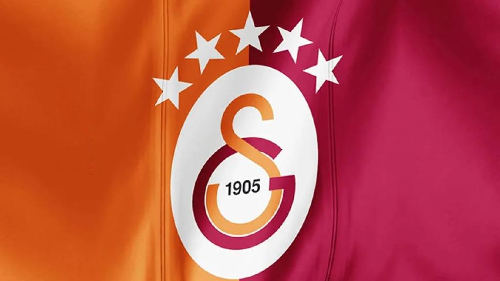 Galatasaray, Devler Ligi'nde mücadele edeceği kadrosunu UEFA'ya bildirdi