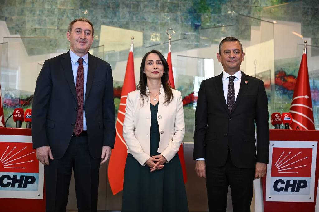DEM Parti Eş Genel Başkanları, Özgür Özel'i ziyaret edecek